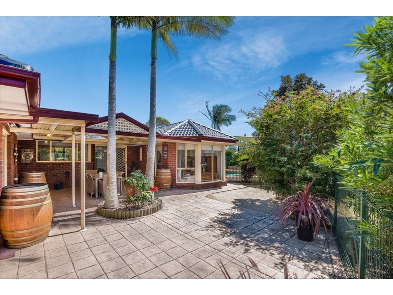 15 Sanctuary Place, Bateau Bay NSW 2261