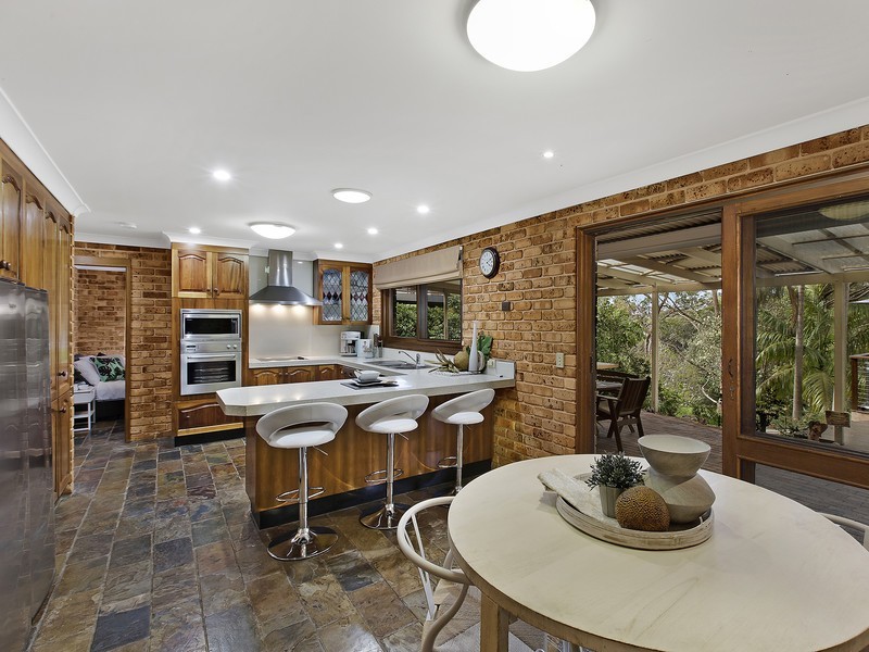 72 Ridgway Road, Avoca Beach NSW 2251