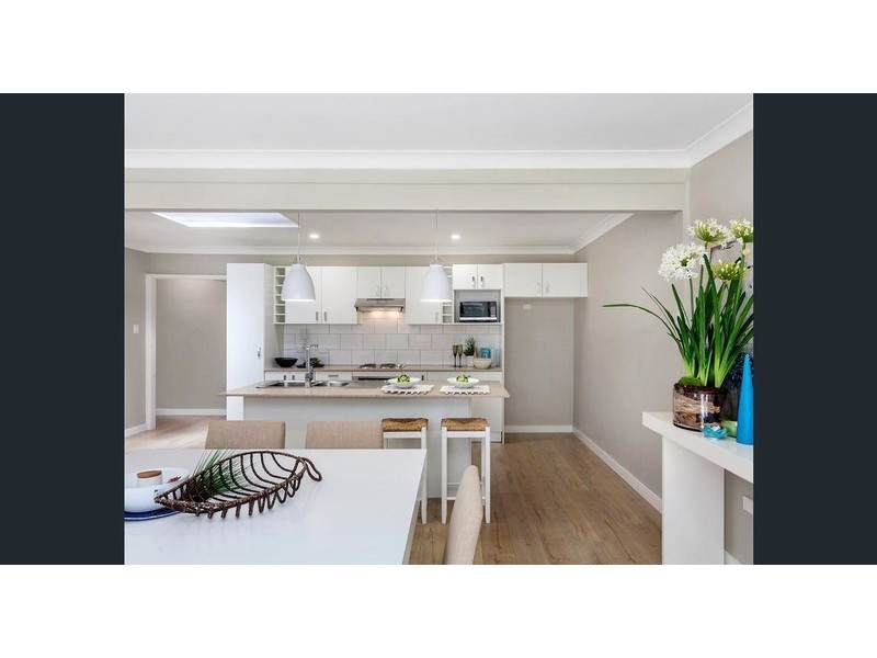 21 Angus Avenue, Wyoming NSW 2250