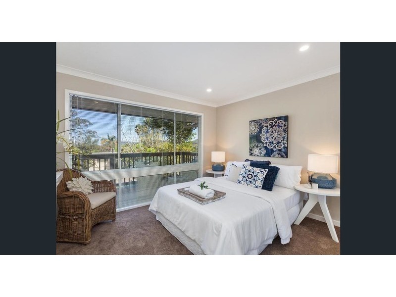 21 Angus Avenue, Wyoming NSW 2250