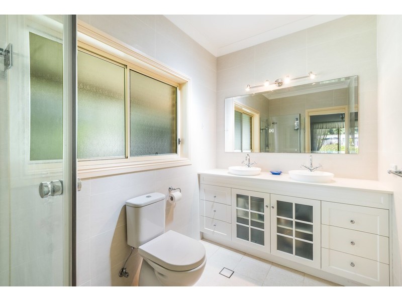 211 Wells Street, Springfield NSW 2250