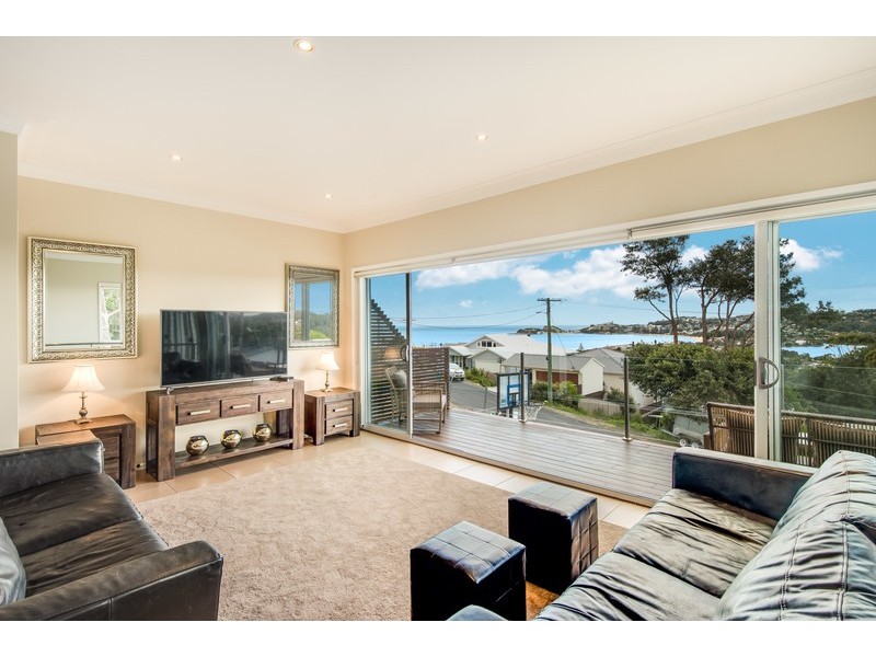 39 McGee Avenue, Wamberal NSW 2260