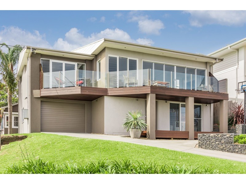 39 McGee Avenue, Wamberal NSW 2260