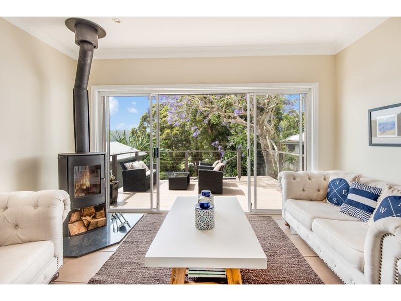 39 McGee Avenue, Wamberal NSW 2260