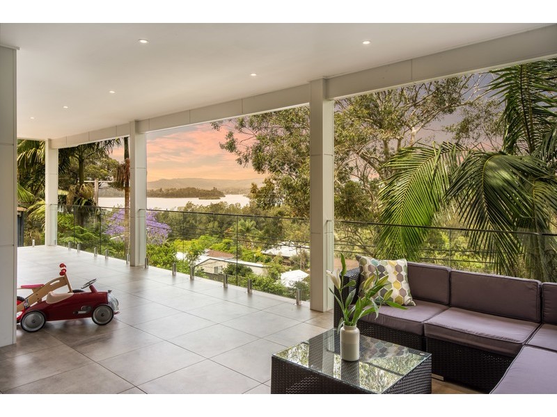 39 Broadwater Drive, Saratoga NSW 2251