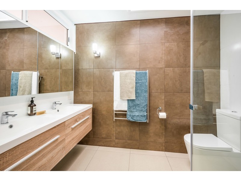 39 Broadwater Drive, Saratoga NSW 2251