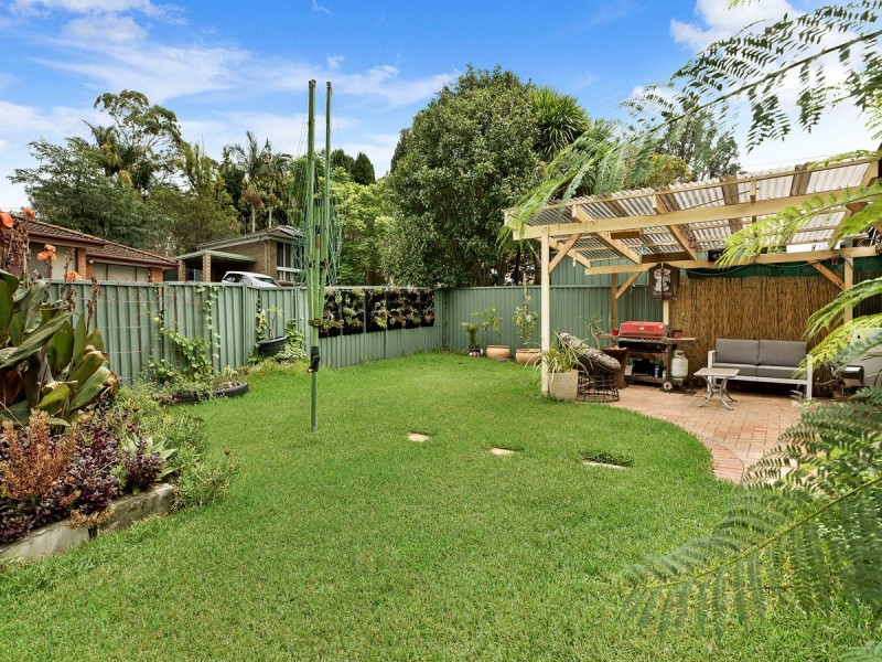 15/7 Lunderston Drive, Narara NSW 2250