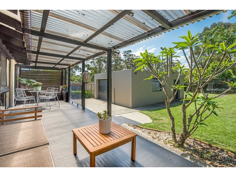 2 Carlson Avenue, Wyoming NSW 2250