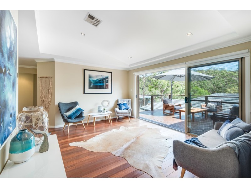 16 Jean Norman Close, Wyoming NSW 2250