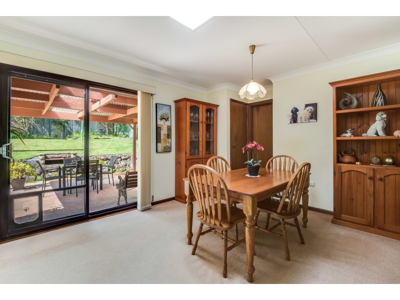 13 Pangari Close, Wyoming NSW 2250