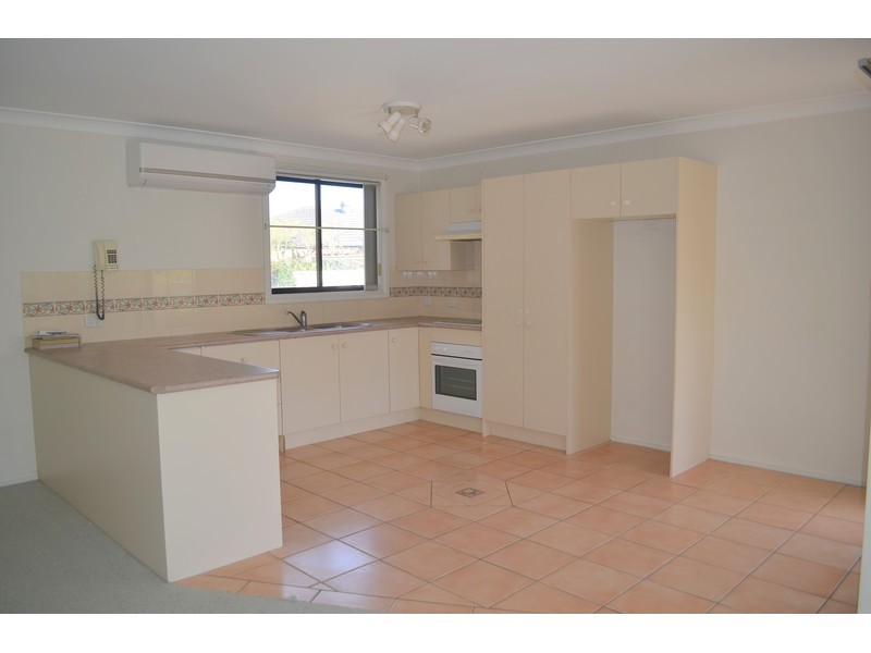 2/120 Victoria Street, East Maitland NSW 2323