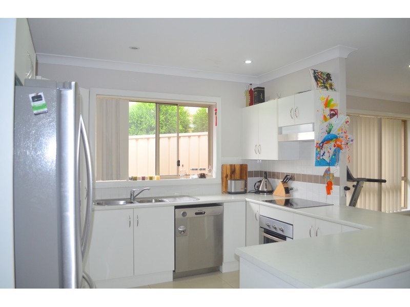 1/66 Canterbury Drive, Morpeth NSW 2321