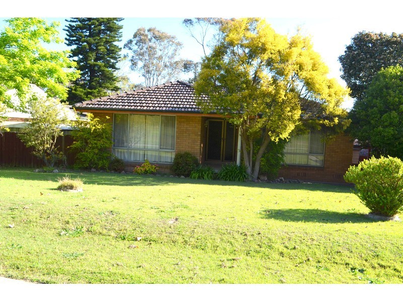 13 Forshaw Close, Thornton NSW 2322