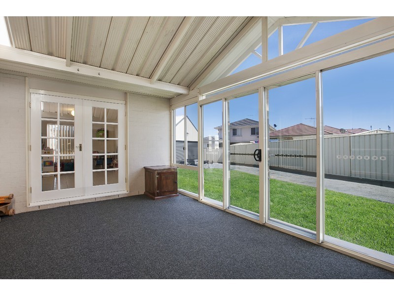 24 Golden Wattle Crescent, Thornton NSW 2322