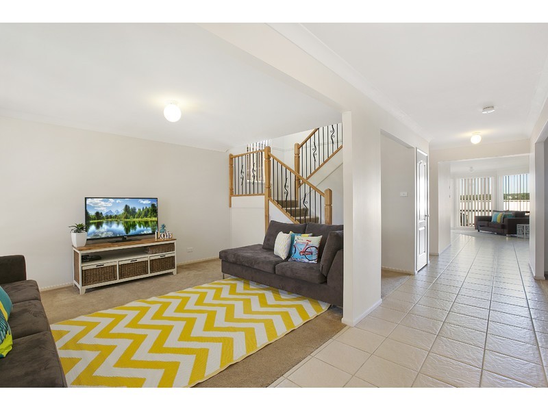 24 Golden Wattle Crescent, Thornton NSW 2322