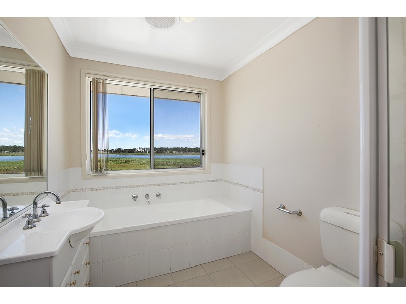 24 Golden Wattle Crescent, Thornton NSW 2322