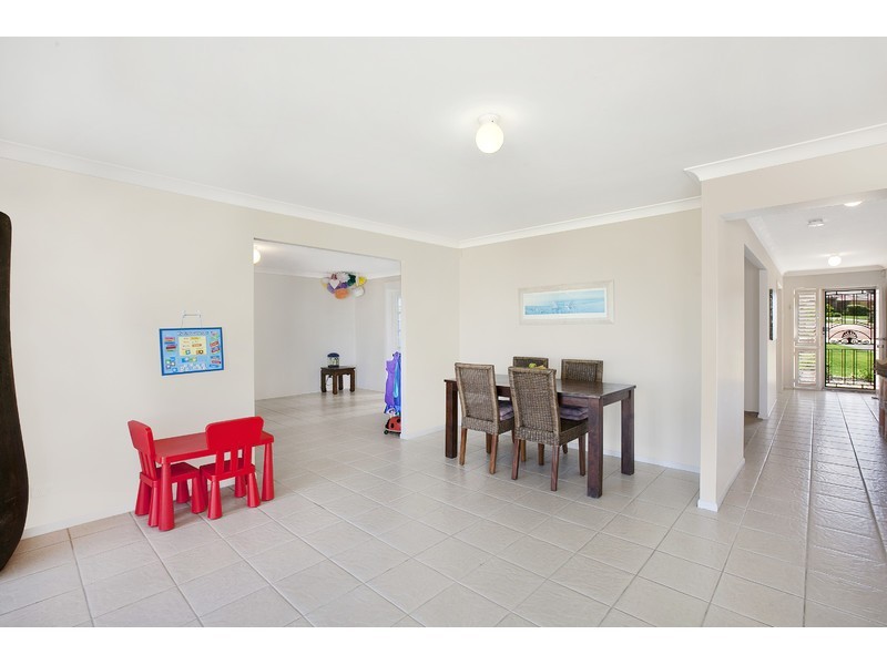 24 Golden Wattle Crescent, Thornton NSW 2322