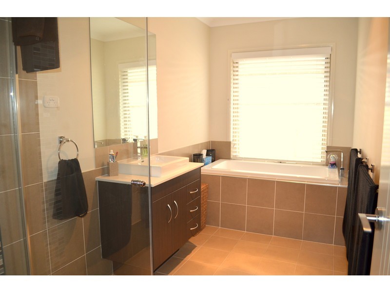 24 Grasshawk Street, Chisholm NSW 2322