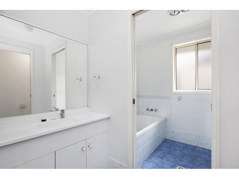 24 Squadron Crescent, Rutherford NSW 2320