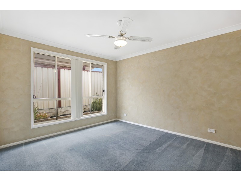 24 Squadron Crescent, Rutherford NSW 2320