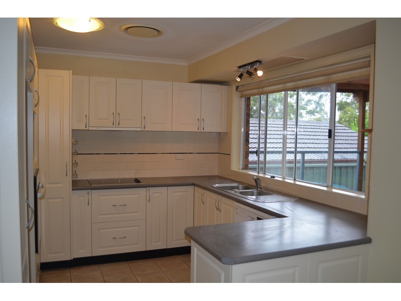 5 Lindeman Crescent, Ashtonfield NSW 2323