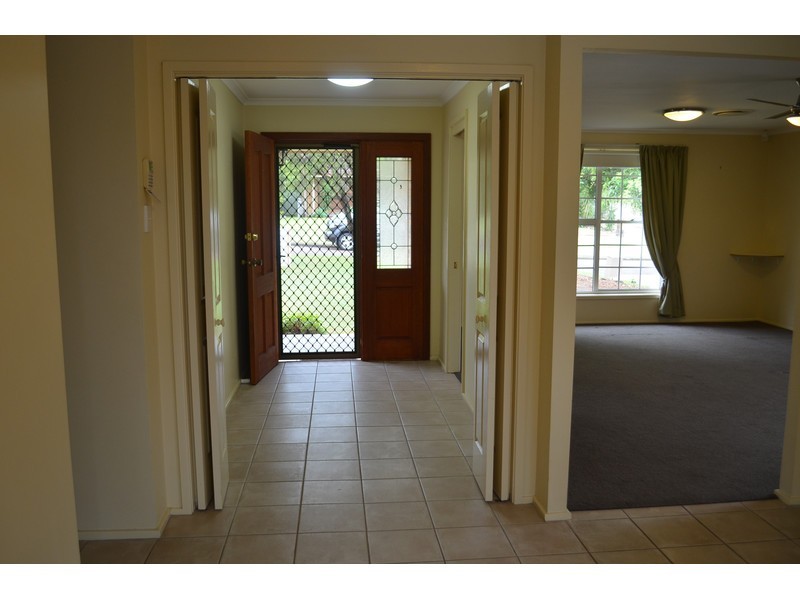 5 Lindeman Crescent, Ashtonfield NSW 2323