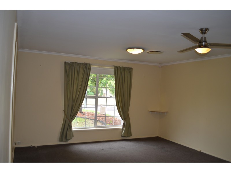 5 Lindeman Crescent, Ashtonfield NSW 2323