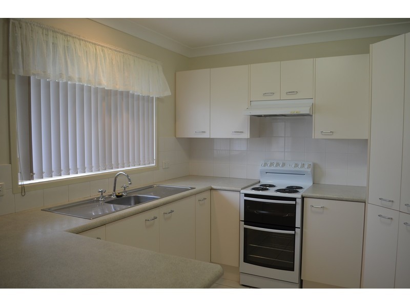 1/2 Bronwyn Close, Thornton NSW 2322