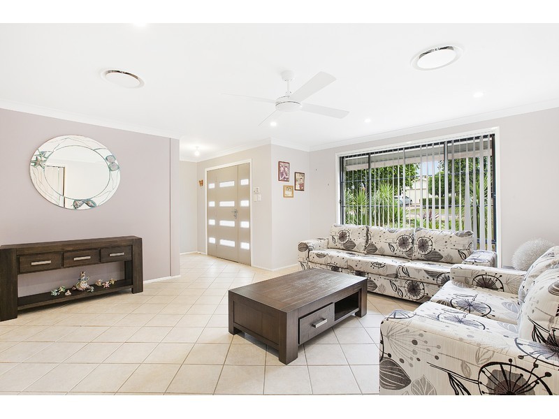 8 Somerset Drive, Thornton NSW 2322