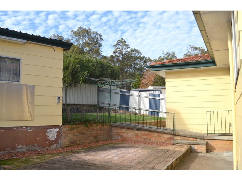 14 Lorraine Close, Thornton NSW 2322