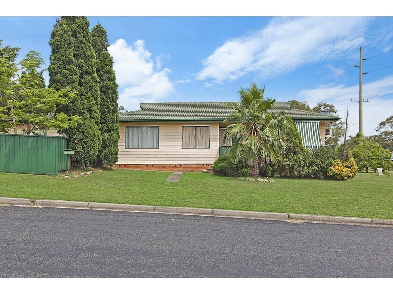 2 Saarinen Close, Thornton NSW 2322