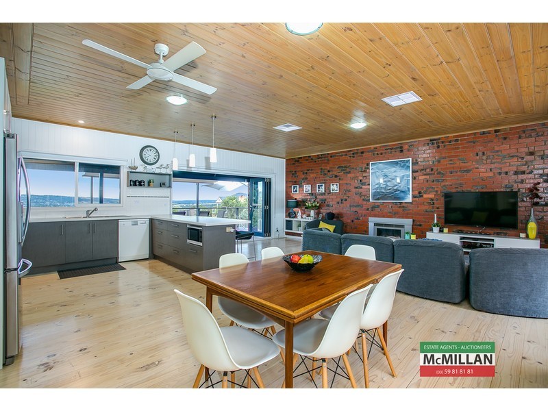 4 Dover Court, Dromana VIC 3936
