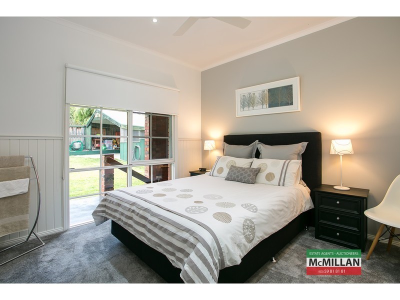 4 Dover Court, Dromana VIC 3936