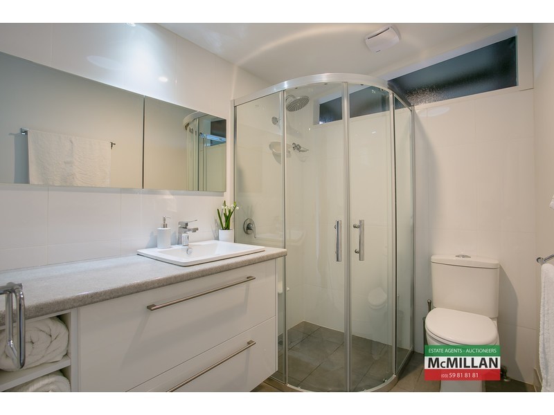 4 Dover Court, Dromana VIC 3936