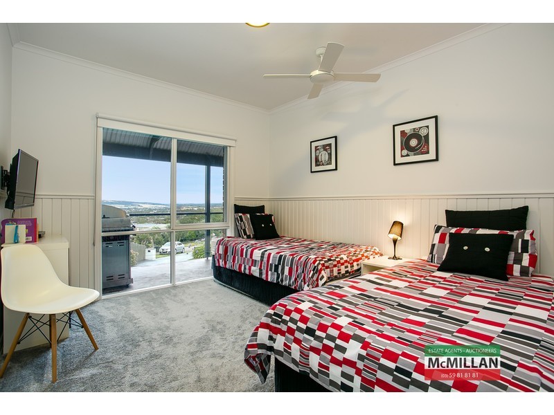 4 Dover Court, Dromana VIC 3936