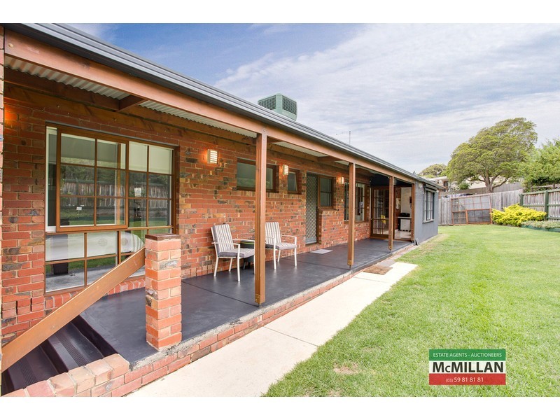 4 Dover Court, Dromana VIC 3936