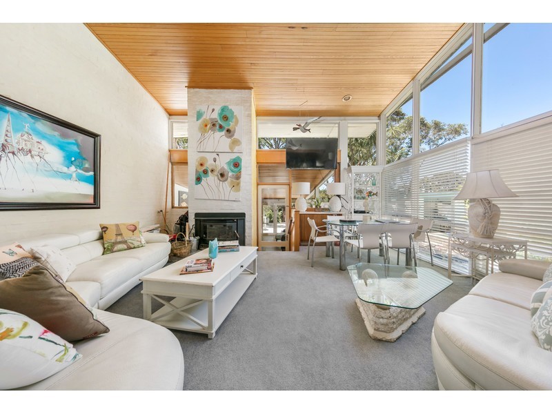 109 Hopetoun Avenue, Mount Martha VIC 3934