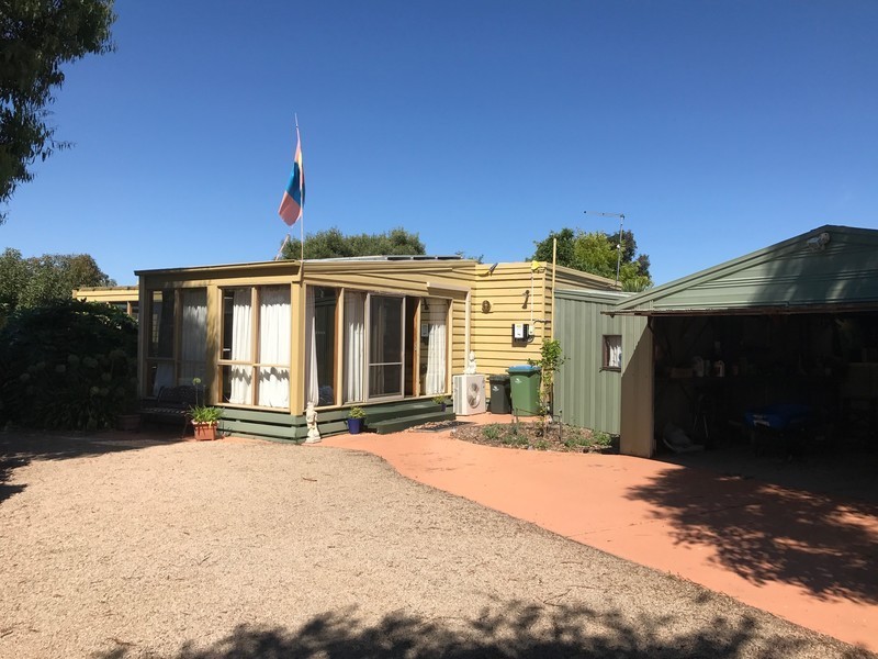 20 Rymer Avenue, Safety Beach VIC 3936