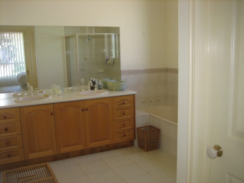 15 Tonkin Street, Safety Beach VIC 3936