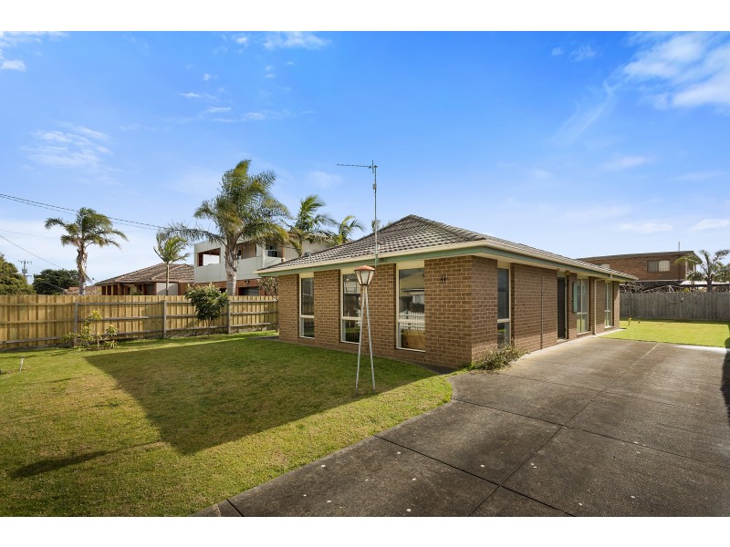 44 Watson Avenue, Dromana VIC 3936