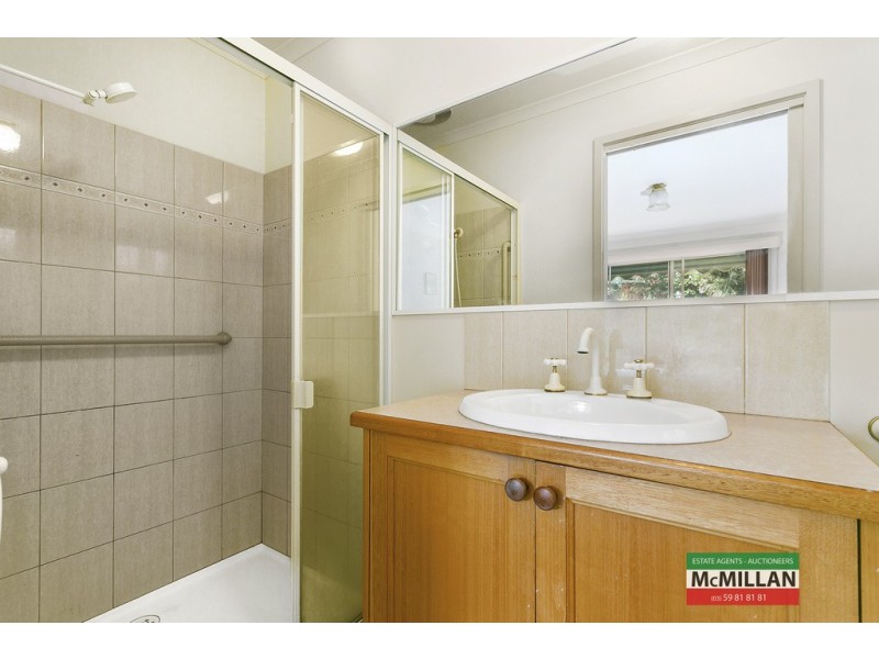 124 Fifth Avenue, Rosebud VIC 3939