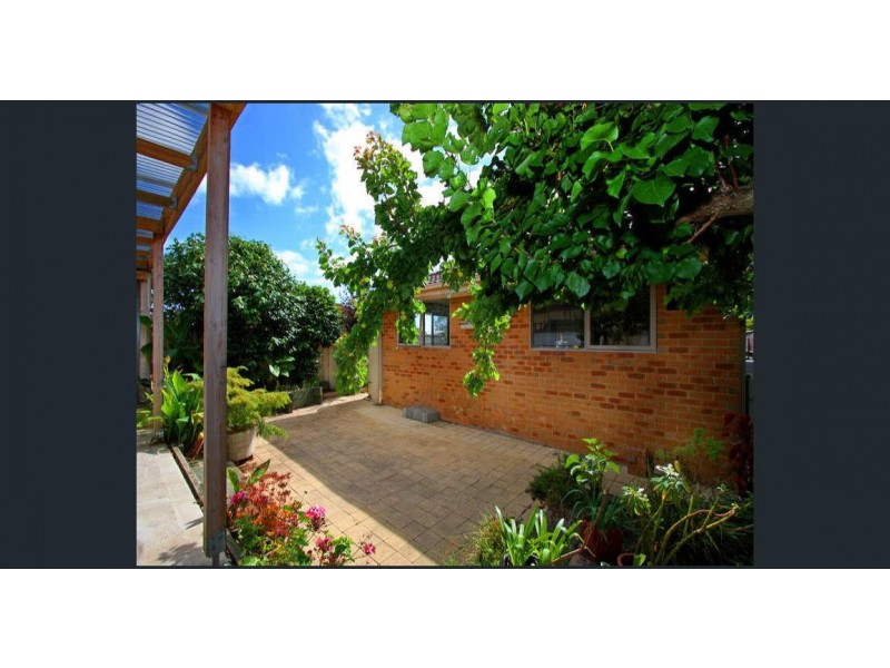 142 Seventh Avenue, Rosebud VIC 3939