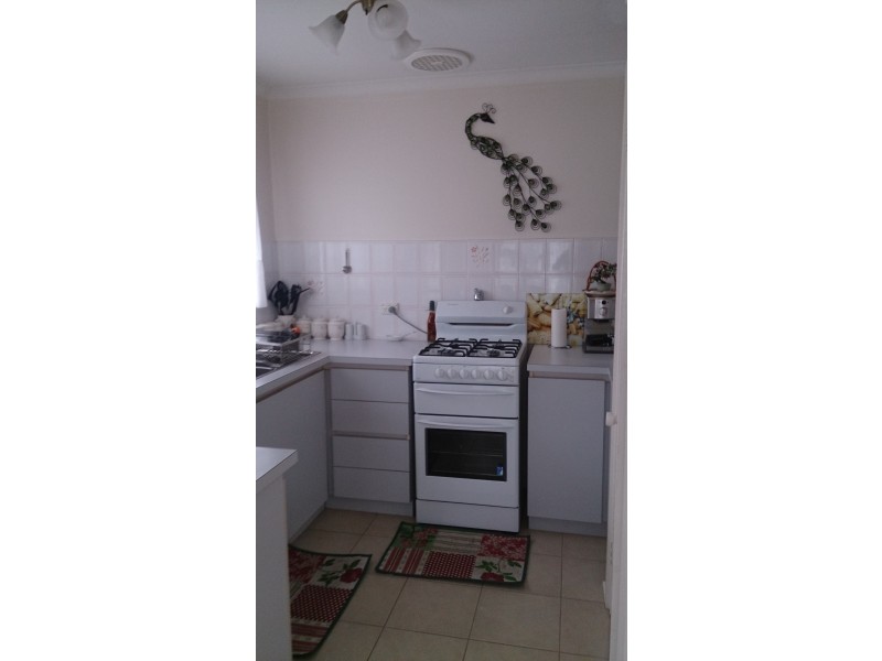 142 Seventh Avenue, Rosebud VIC 3939