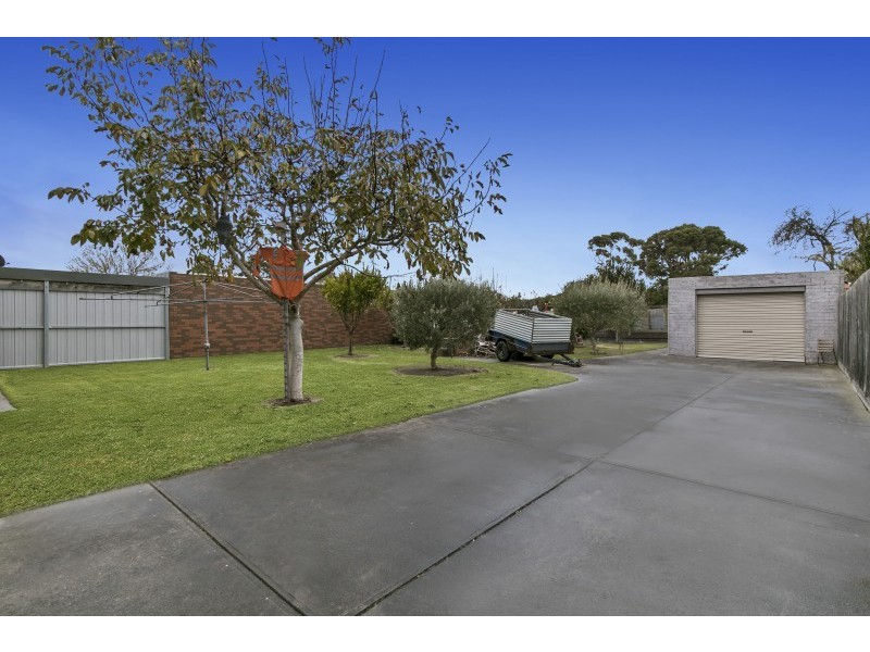 19 Palm Grove, Dromana VIC 3936