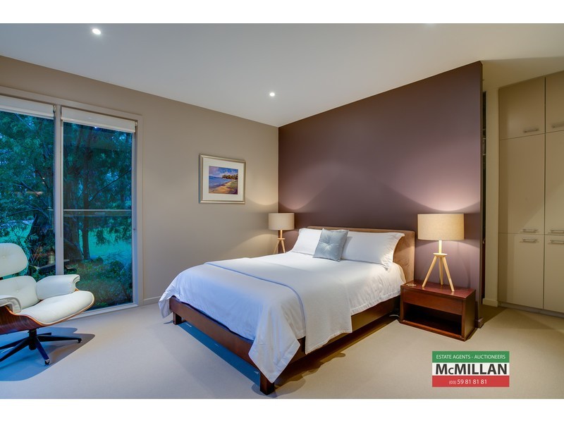 8 Cloud Street, Arthurs Seat VIC 3936