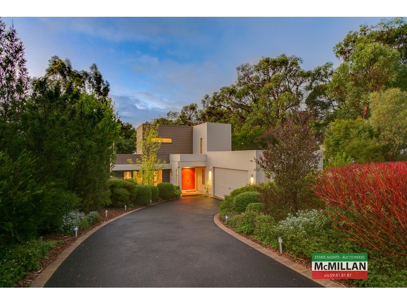 8 Cloud Street, Arthurs Seat VIC 3936