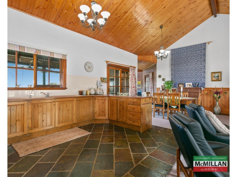 29 Seamists Drive, Arthurs Seat VIC 3936