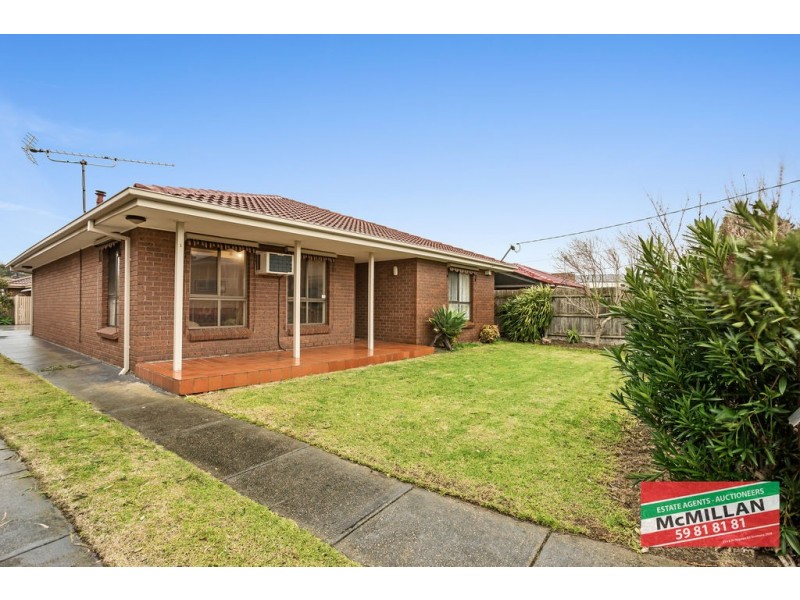 1/11 Beachurst Avenue, Dromana VIC 3936