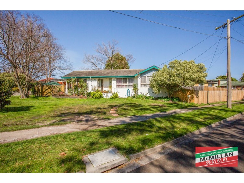 22 Washington Drive, Frankston VIC 3199