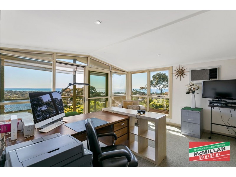 32 Cairn Road, Mccrae VIC 3938